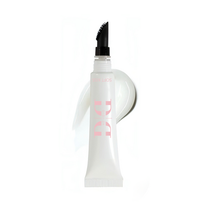LIP SERUM SOFT KISS de DIDI 24 BEAUTY: Sérum labial hidratante con un suave toque de color rosado, formulado con ácido hialurónico, vitamina E y aceites naturales para unos labios sedosos, suaves y llenos de hidratación